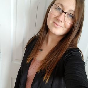 Meet your Posher, Ariane